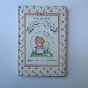 Joan Walsh Anglund A Child's Book of‎ Old Nursery Rhymes First Edition Hardcover